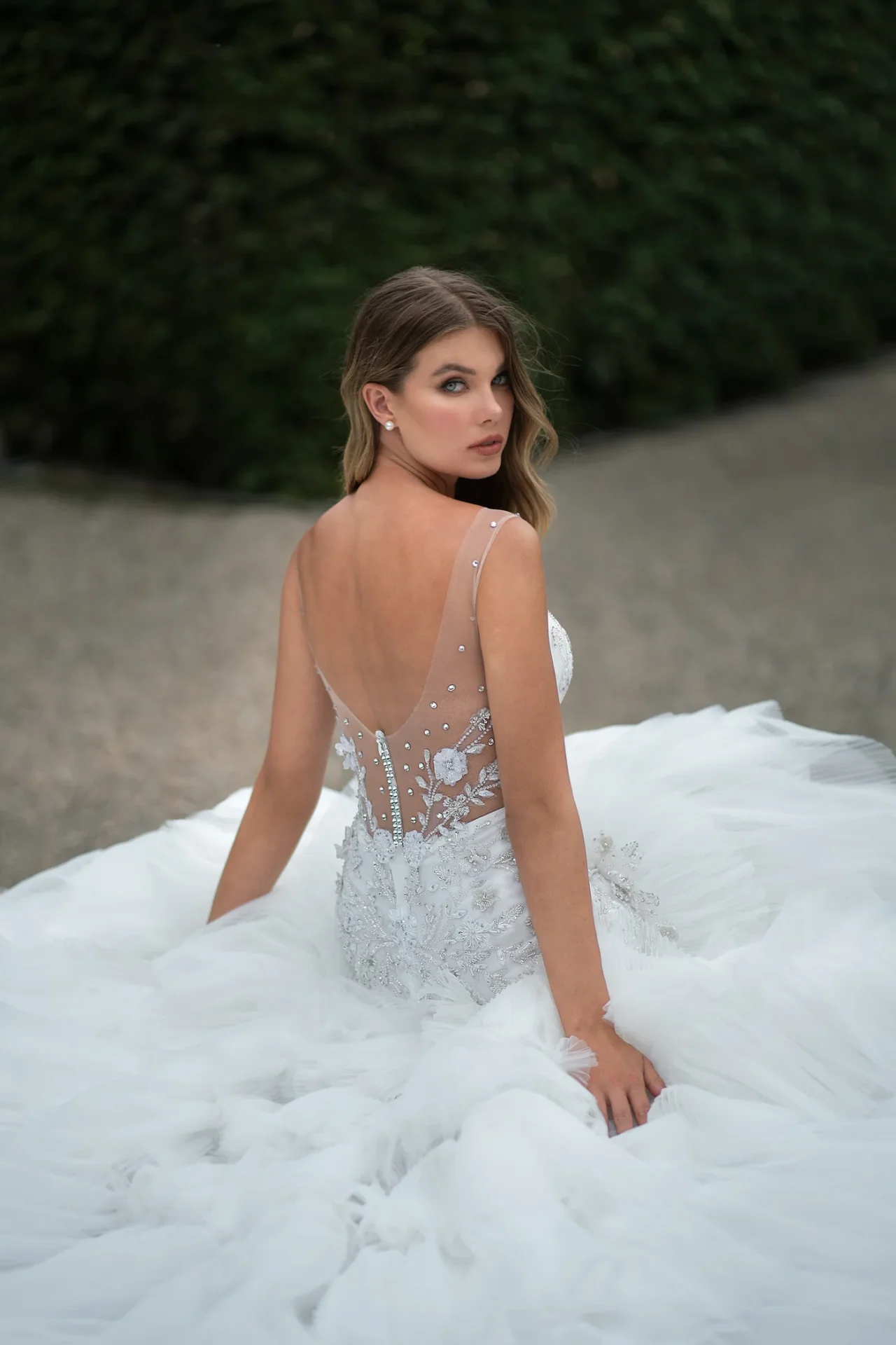 Violetta — view 4