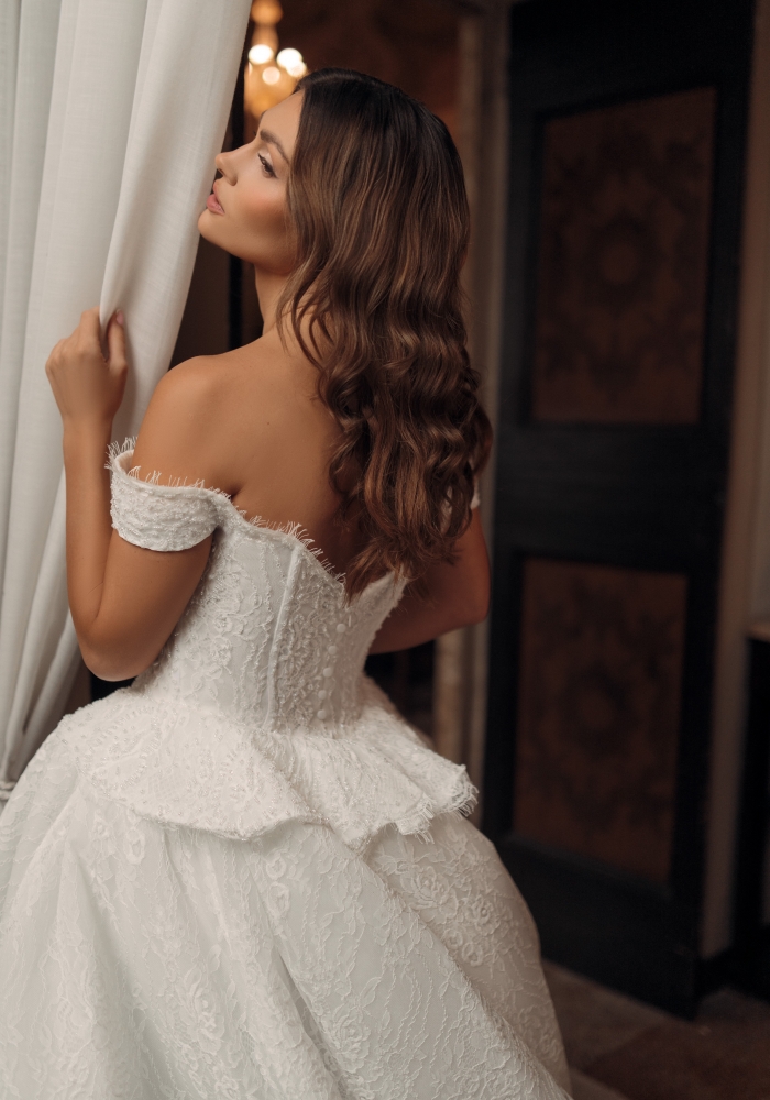 Grace — view 2